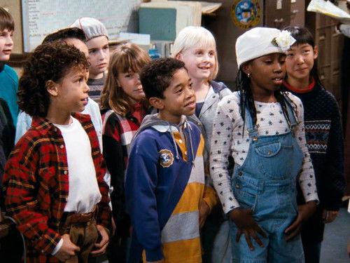 Family Matters Season 6 Episode 18 - My Uncle the Hero