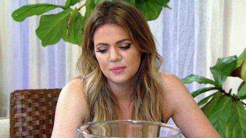 Kourtney & Khloé Take the Hamptons Season 1 Episode 9 - A House Divided