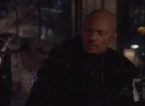 undefined Season 2 Episode 20 - Heroes & Heartbreak