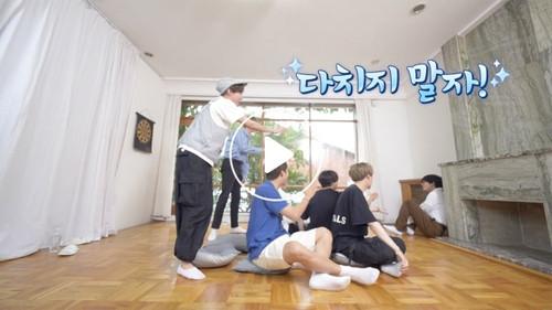 Run BTS! Season 5 Episode 14 - Photo Exhibition, Part 1