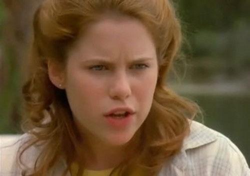 Spellbinder Season 2 Episode 8 - Sun Becomes a Star