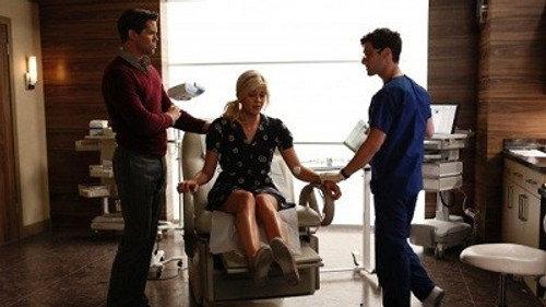 The New Normal Season 1 Episode 2 - Sofa's Choice