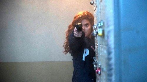 The Mysteries of Laura Season 2 Episode 6 - The Mystery of the Dead Heat