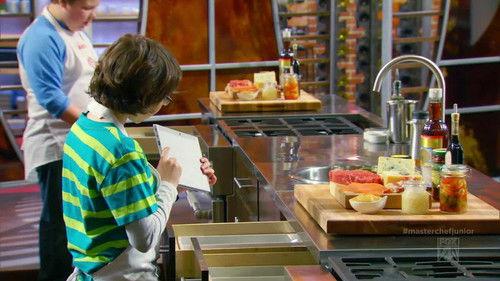MasterChef Junior Season 3 Episode 3 - Grandad Gordon!