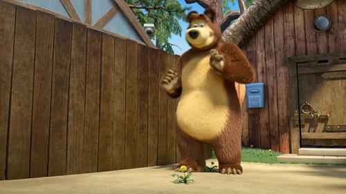 Masha and the Bear Season 7 Episode 2 - When Life Gives You Lemons