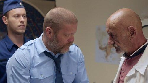 A mi kis falunk Season 3 Episode 10 - The rookie