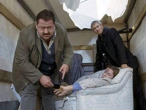 Die Rosenheim-Cops Season 4 Episode 12 - Umzug für eine Leiche