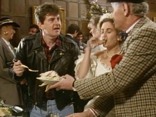 Lovejoy Season 2 Episode 9 - Raise the Hispanic