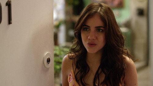 40 y 20 Season 3 Episode 9 - La chavita bien