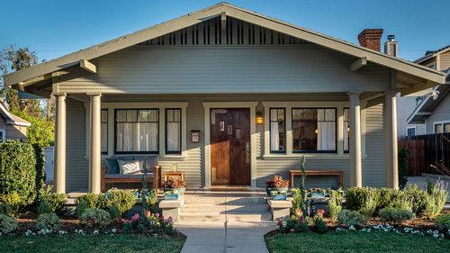 Restored Season 5 Episode 6 - 1923 Craftsman Bungalow
