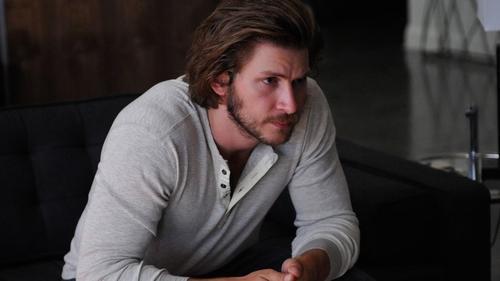 Bitten Season 1 Episode 10 - Descent