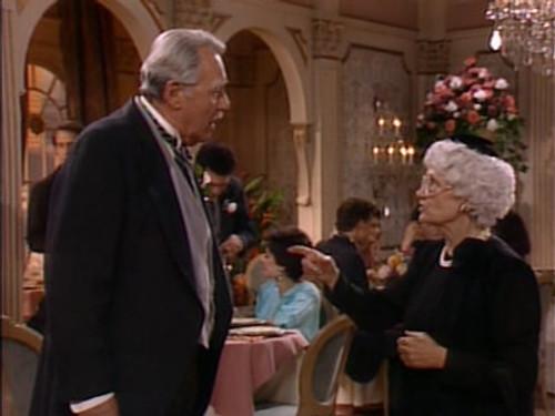 The Golden Girls Season 5 Episode 23 - The Mangiacavallo Curse Makes A Lousy Wedding Present