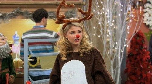 A.N.T. Farm Season 1 Episode 19 - SANTas Little Helpers