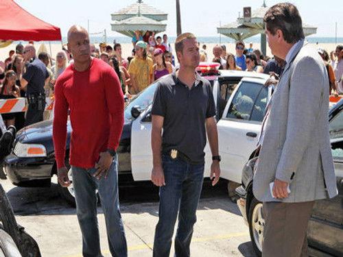 undefined Season 2 Episode 1 - Human Traffic