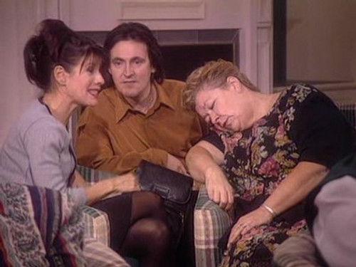 Un gars, une fille Season 3 Episode 15 - Le bénévolat - Chez le psy 8 - Au dépanneur