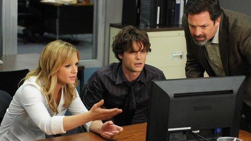 Criminal Minds Season 5 Episode 22 - The Internet Is Forever