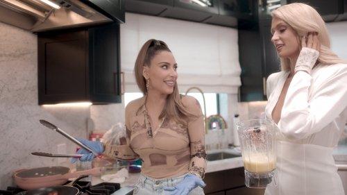 Cooking with Paris Season 1 Episode 1 - Breakfast in the Clouds with Kim Kardashian West