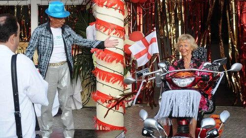 Benidorm Season 3 Episode 1 - Episode 1