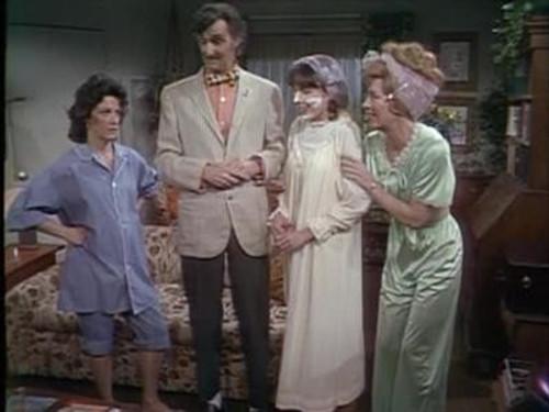 Alice Season 1 Episode 21 - A Night to Remember