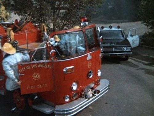 Adam-12 Season 3 Episode 10 - Log 135: Arson