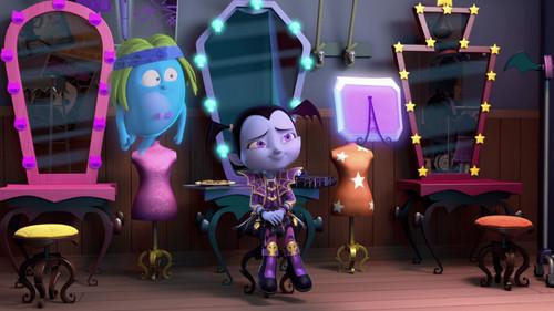 Vampirina Season 3 Episode 3 - A Key for Vee