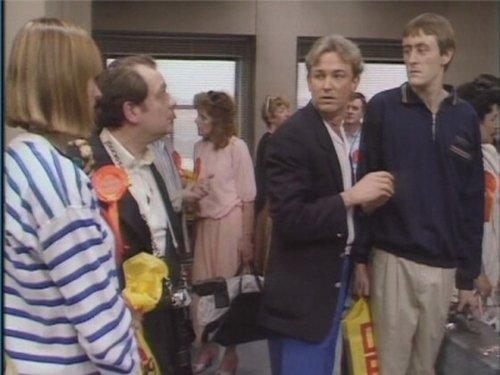 Only Fools and Horses Season 6 Episode 4 - The Unlucky Winner Is...