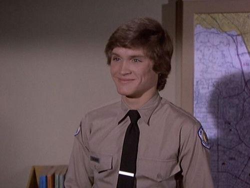 Adam-12 Season 6 Episode 11 - Northeast Division