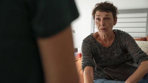 Toute la vie Season 3 Episode 9 - Episode 9