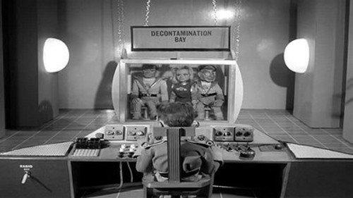 Fireball XL5 Season 1 Episode 28 - Whistle for Danger