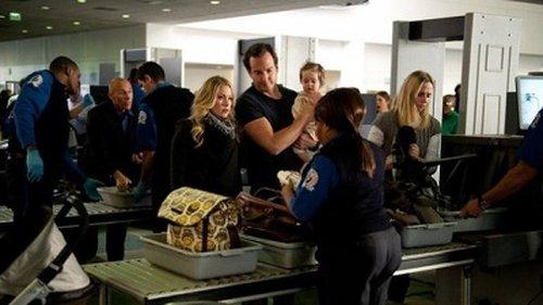 Up All Night Season 1 Episode 16 - Travel Day