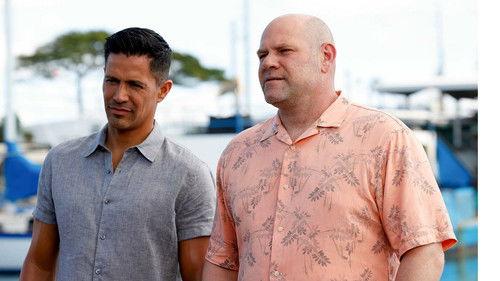 Magnum P.I. Season 4 Episode 18 - Shallow Grave, Deep Water