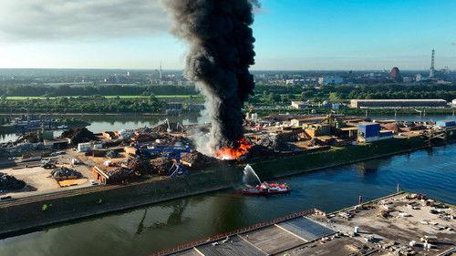 Feuer & Flamme Season 8 Episode 2 - Major fire in the port of Duisburg