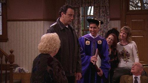 Everybody Loves Raymond Season 8 Episode 17 - The Ingrate