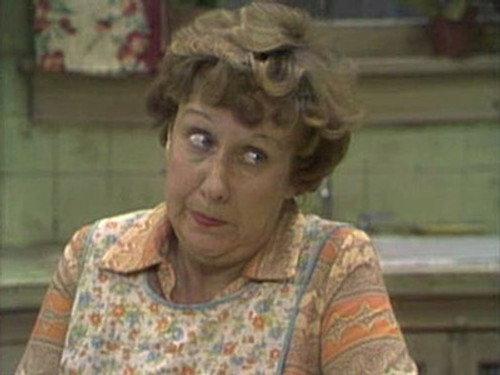 All in the Family Season 3 Episode 23 - Gloria, the Victim