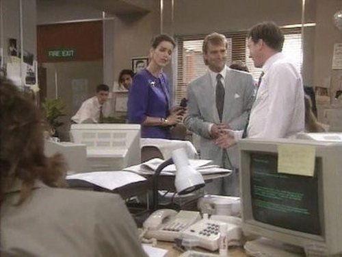 Drop the Dead Donkey Season 1 Episode 2 - Sally's Arrival