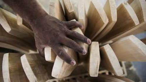 How Do They Do It? Season 16 Episode 8 - Pile Drivers, Cricket Bats, Folding Hand Fans