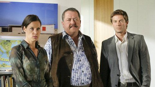 Die Rosenheim-Cops Season 9 Episode 5 - Tod eines ehrenwerten Mannes