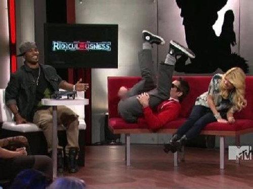 Ridiculousness Season 1 Episode 2 - Johnny Knoxville