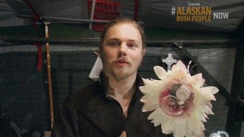 Alaskan Bush People Season 4 Episode 10 - Paradise Lost
