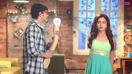 Bahu Hamari Rajni Kant Season 2 Episode 1 - Rajni Is 'Broken'