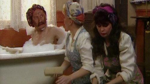 'Allo 'Allo! Season 7 Episode 5 - The Gestapo Ruins a Picnic