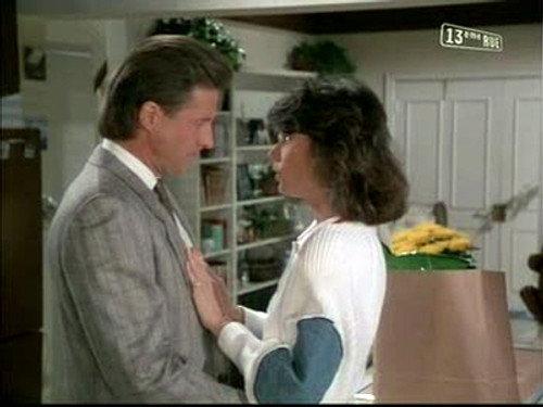 Scarecrow and Mrs. King Season 4 Episode 21 - A Matter of Choice
