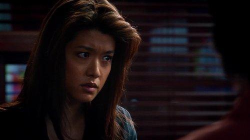 Hawaii Five-0 Season 2 Episode 21 - Pa Make Loa (Touch of Death) (I)
