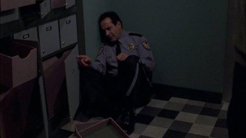 undefined Season 6 Episode 12 - Mr. Monk Goes to the Bank