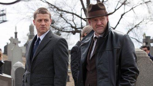 Gotham Season 1 Episode 1 - Pilot