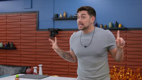 The Circle Season 7 Episode 9 - Help! I'm Drowning