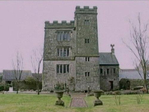 Most Haunted Season 2 Episode 8 - Pengersick Castle