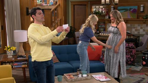 The Neighborhood Season 3 Episode 6 - Welcome to the Turnaround