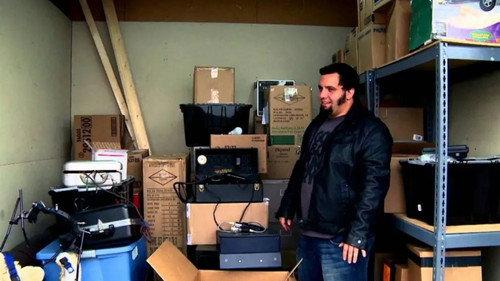 Storage Hunters Season 1 Episode 15 - Smoking Hot
