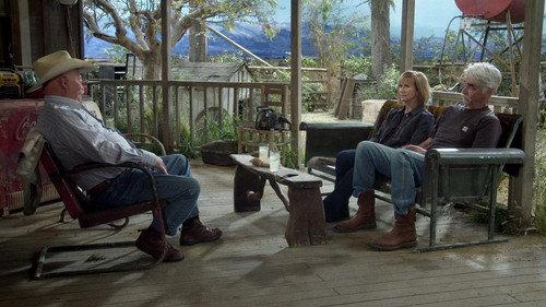 The Ranch Season 2 Episode 19 - Ain't Goin' Down ('Til the Sun Comes Up)